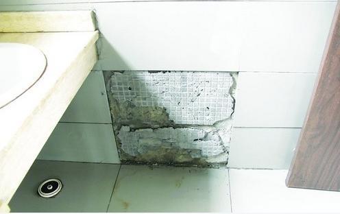 厨房墙砖有空鼓时间久了会不会掉下来(厨房墙砖有空鼓时间久了会不会掉下来呢) 厨房墙砖有空鼓时间久了会不会掉下来(厨房墙砖有空鼓时间久了会不会掉下来呢)